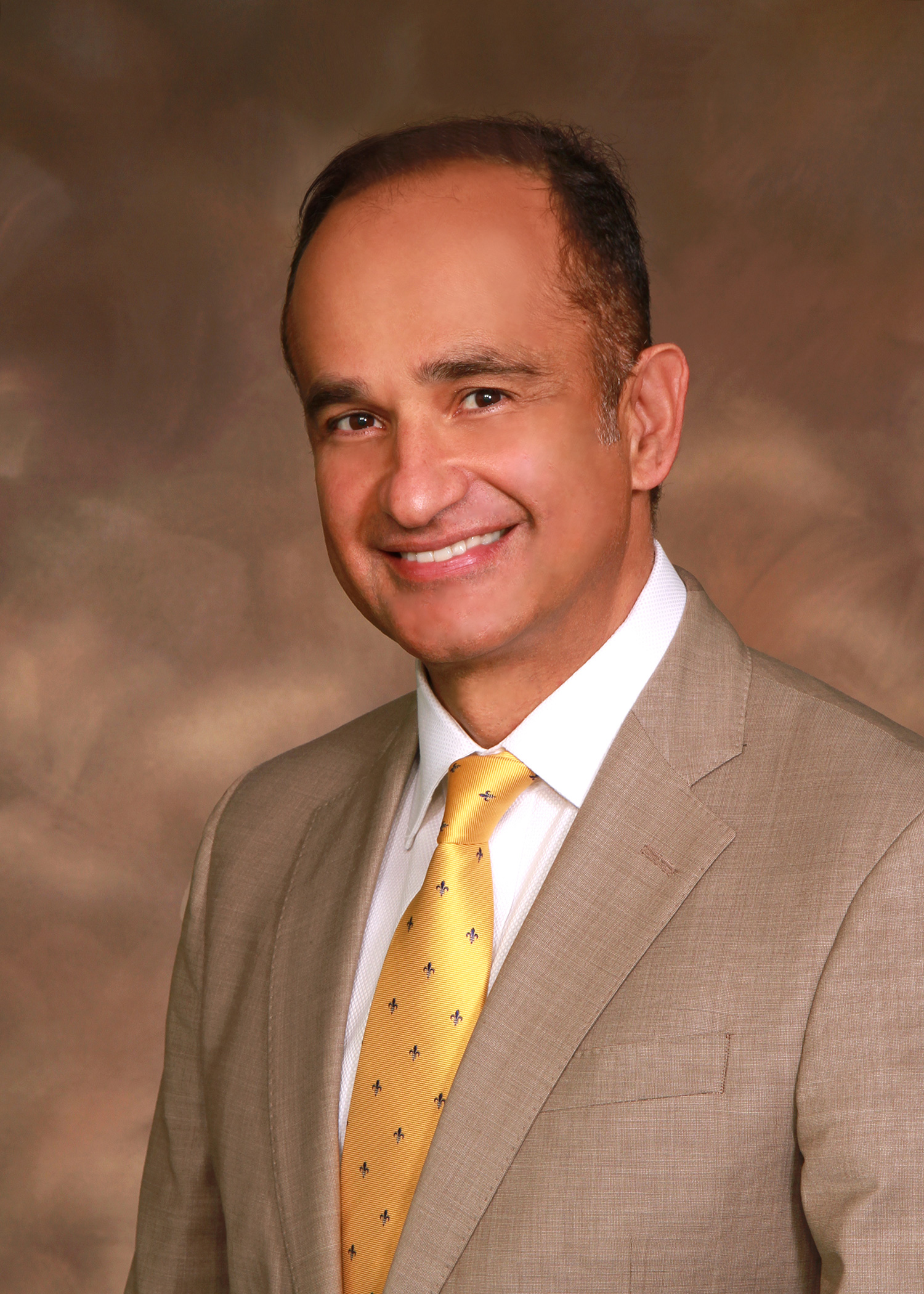 Dr. Anoush Hadaeg photo